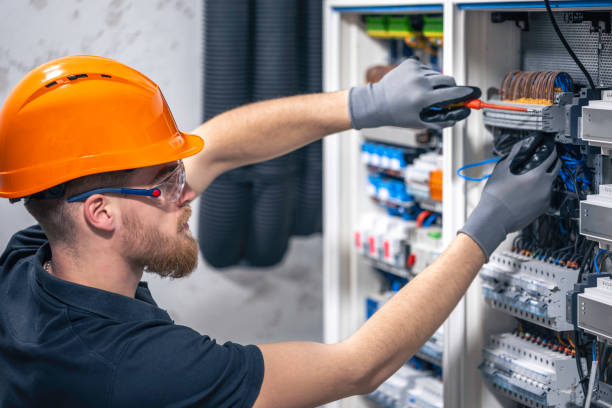 Best Affordable Emergency Electrician  in Farmersville, OH